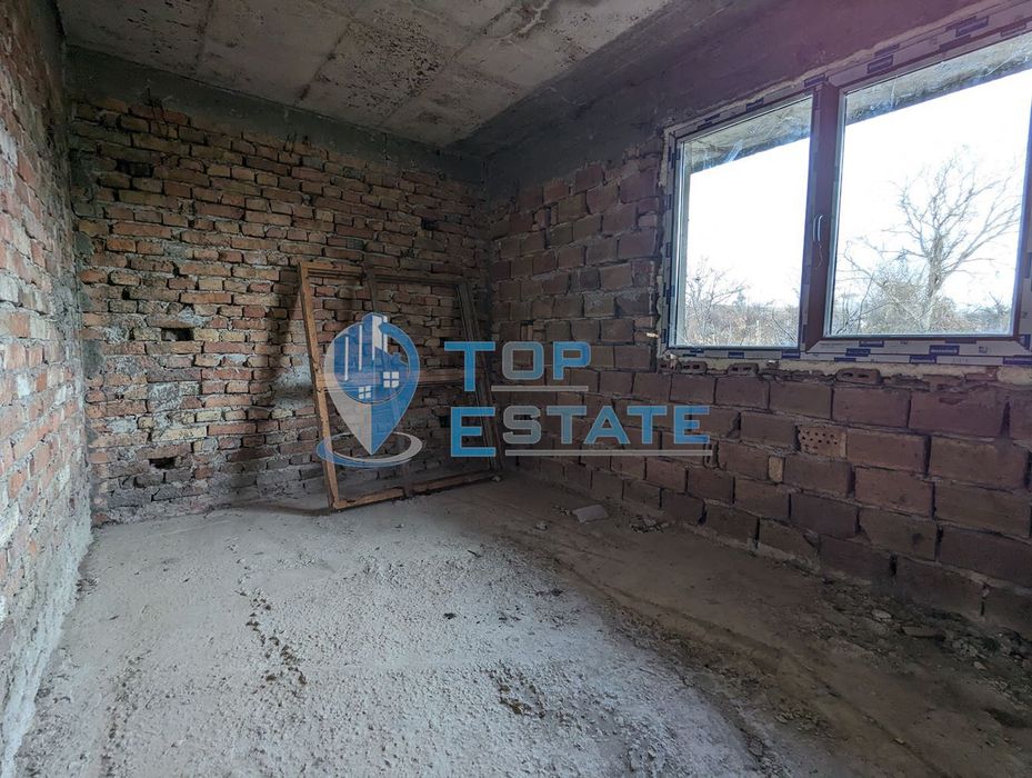 Продава се Къща в с. Камен, Област Велико Търново - 200 кв.м за 375 €/кв.м - Снимка #6