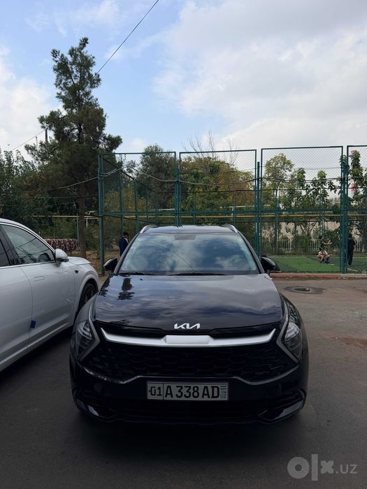 Продаю свою Kia Sportage 2023 Full наварот, черный