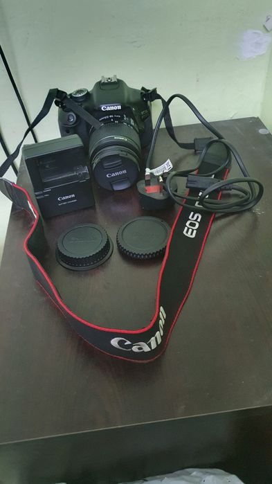 Продавам DSLR фотоапарат KANON EOS 600D +18 55 III 18.0 EPx