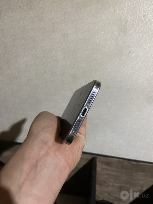 Iphone 15 pro max Dubai