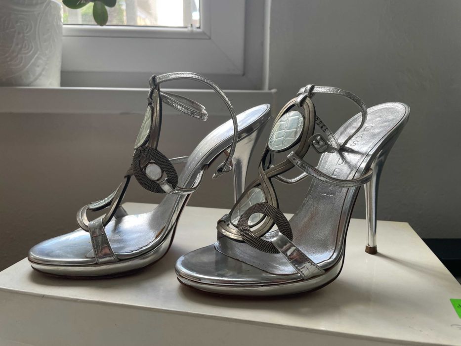 Официални обувки с висок ток CASADEI, размер 35, металик