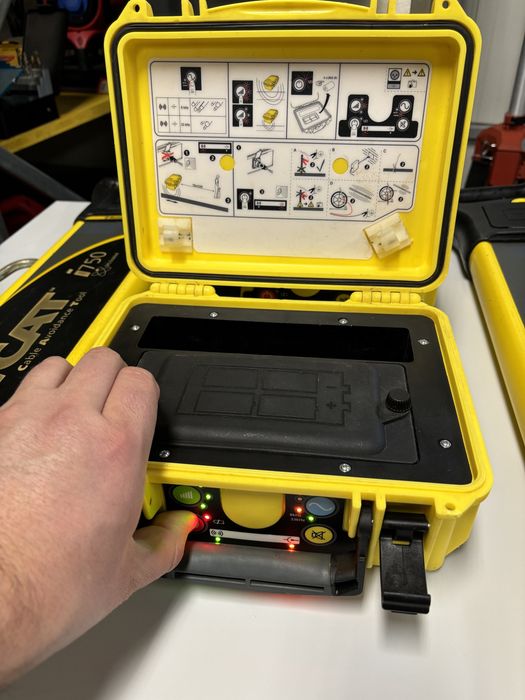 Exicat i750 Detector utilitati canalizare gaz apa curent fibra optica