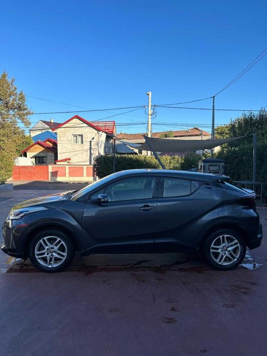 TOYOTA C-HR 2020 — imagine 2