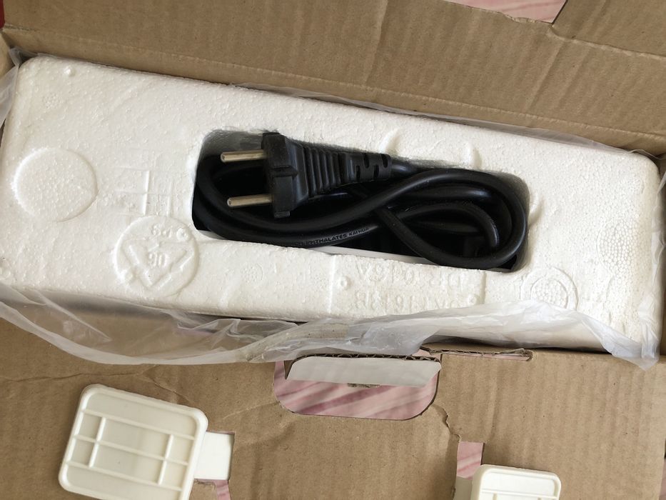 Индукционная плитка настольная, переносная