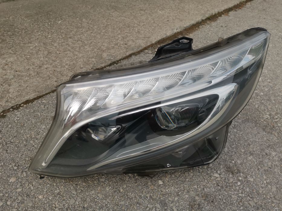 Ляв фар за Мерцедес Вито след 2015