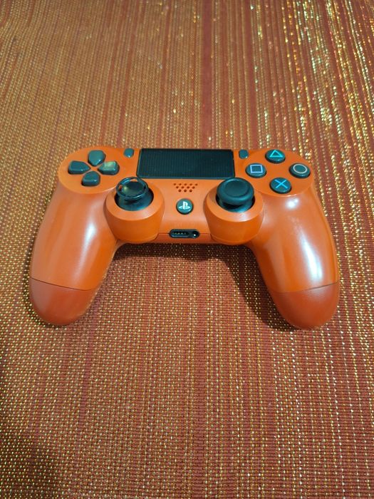 Consola PS4 stare perfectă