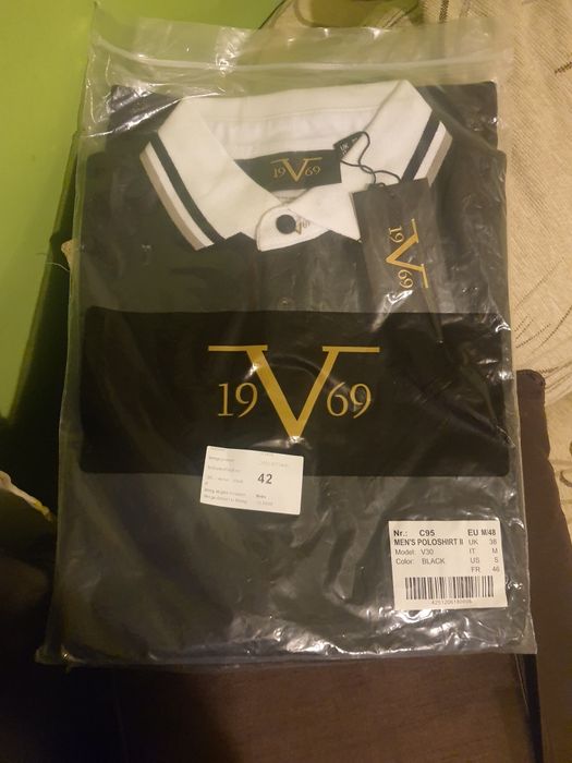 Блузи с къс ръкав и якичка Versace 1969