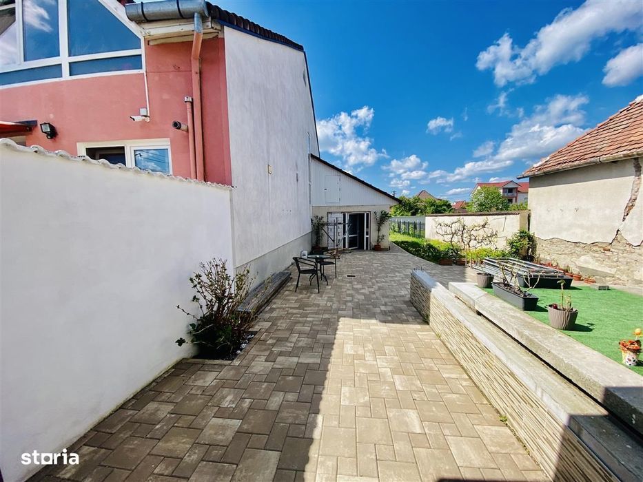 Casa moderna de inchiriat in Sibiu, 120 mp utili, curte 300 mp
