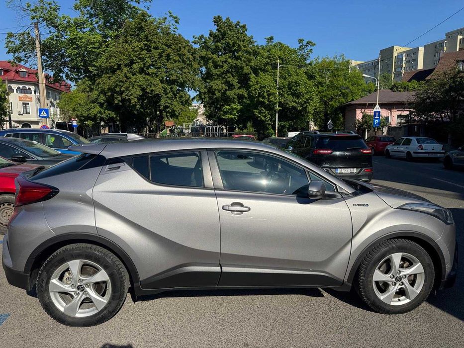 AutoturismTOYOTA C-HR 2019