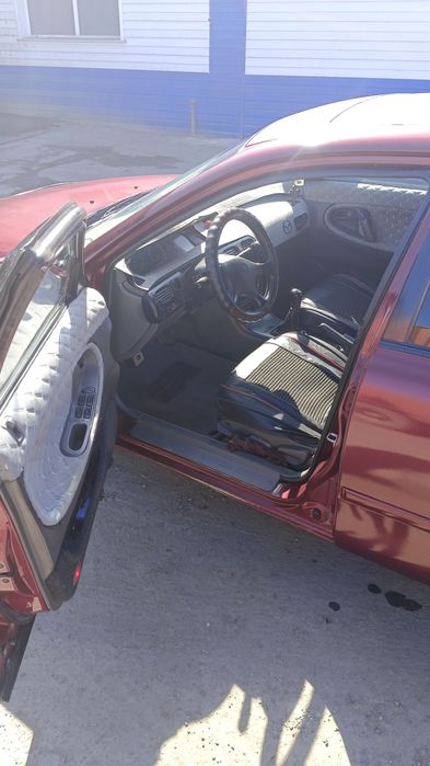 Продам Мазду кронус