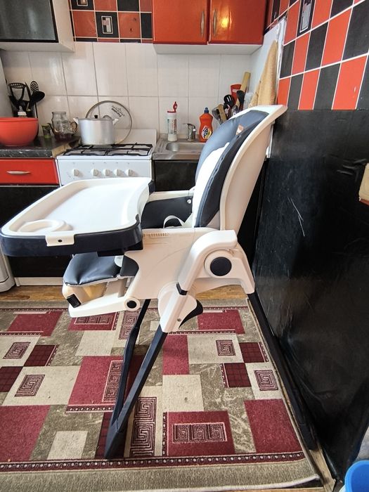 Детский стульчик 3 в 1