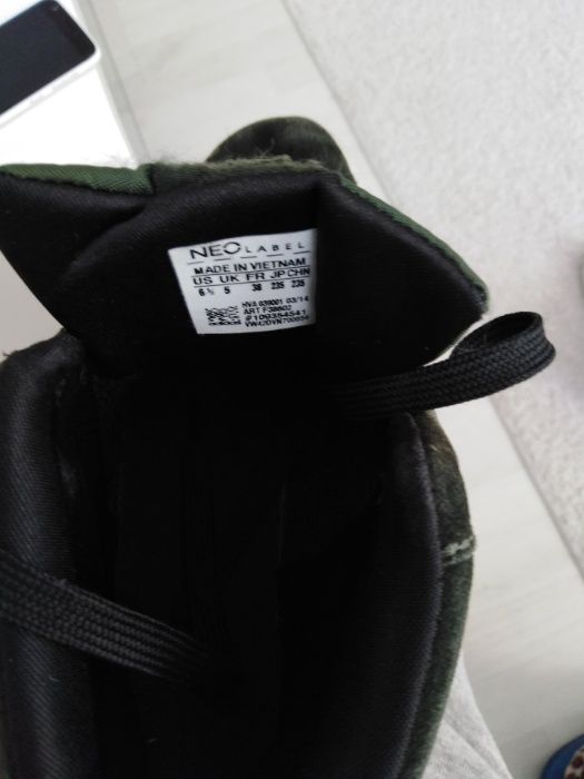 vand adidasi ghete Adidas Neo produs calitate stare perfecta ,mar.38