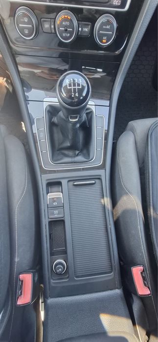 Golf vII  1.6 d variant