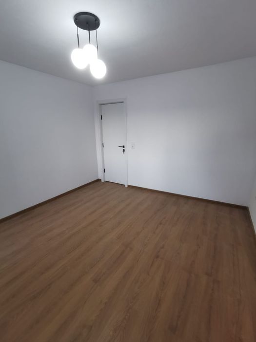 Apartament de închiriat