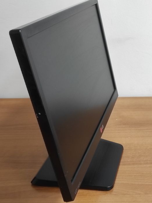 Продам монитор LG