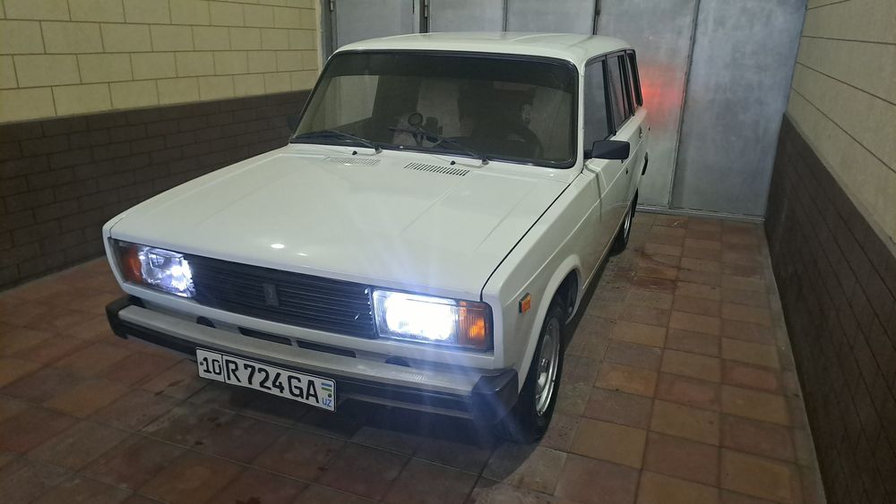 2104 Sotiladi ishi yoq Moshina chotki