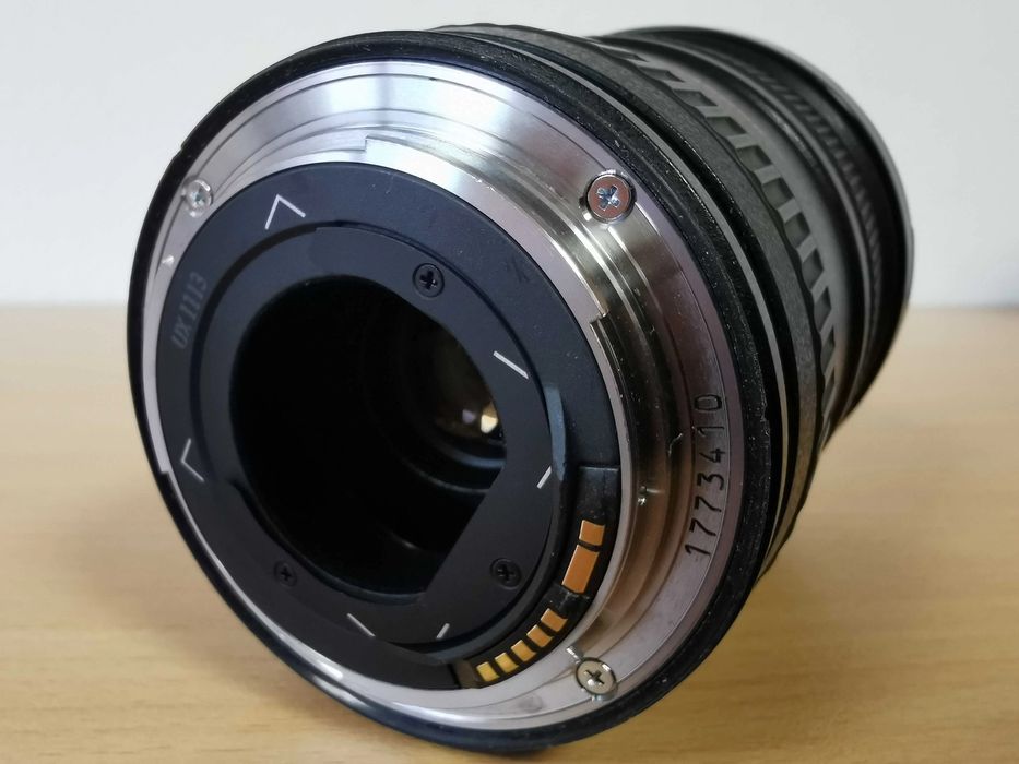 Обектив CANON EF 17- 40mm f/4l USM за Canon EOS фотоапарати. С фактура