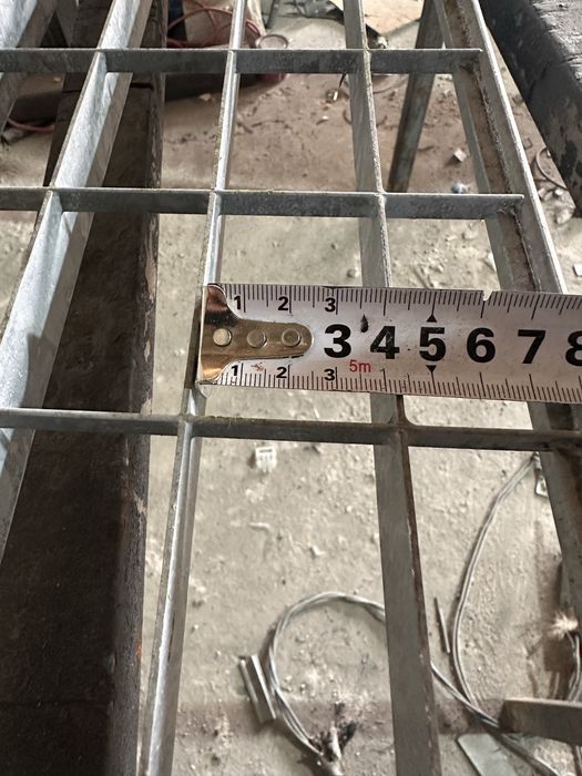 Trepte zincate 110/22