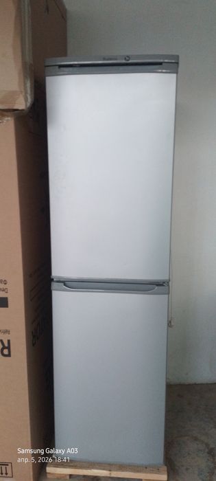 Холодильник Бирюса