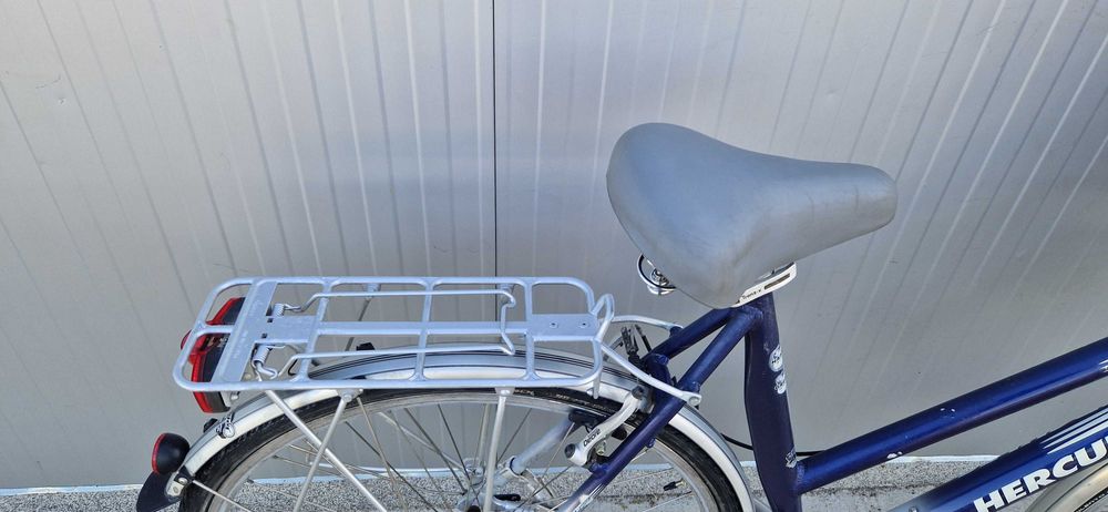 Дамски велосипед HERCULES колело с кошница 28"