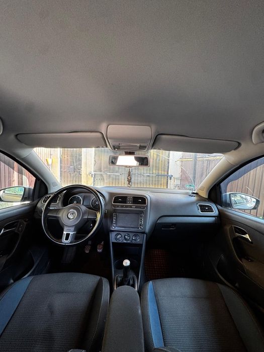 VOLKSWAGEN Polo 2011 — imagine 4