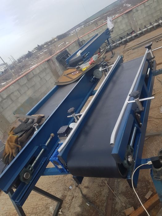 Лентови транспортьори