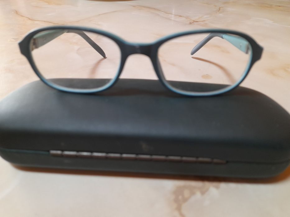 Ochelari corecție băieți cu 2 tipuri de lentile de corectie