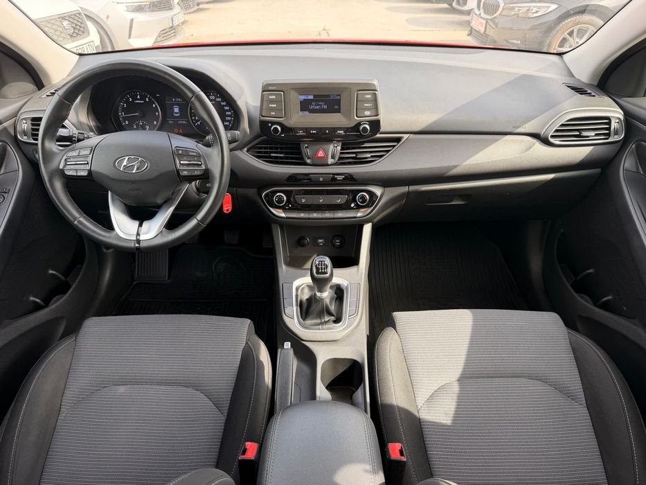 Hyundai I30 Finantare Avans 0 / TVA Deductibil / Garantie 12 luni / Istoric