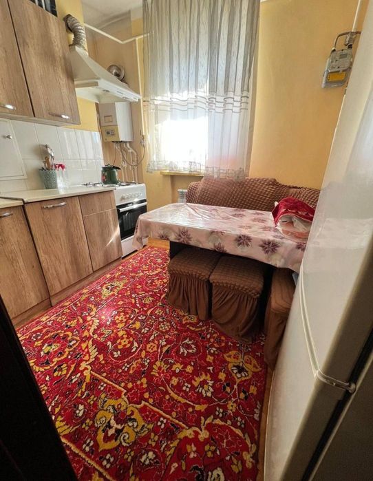 Sergeli 5a novostroyka 3/7/7 Srochna sotiladi