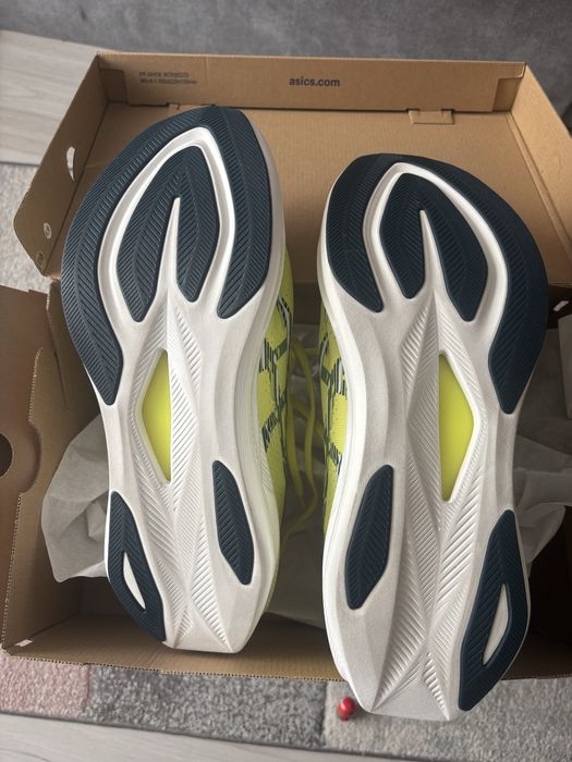 Мъжки маратонки за бягане ASICS SONICBLAST 48 номер / 30.5 см дължина на стелка