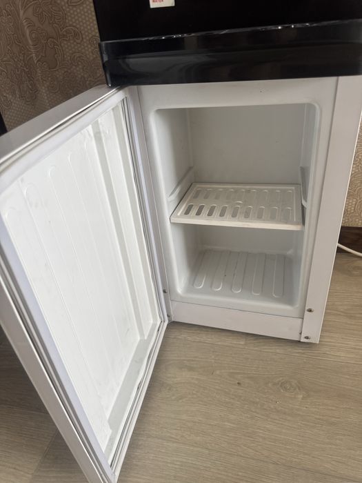 Кулер для воды с холодильником