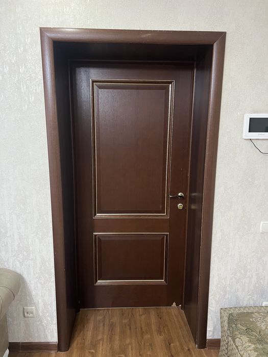 Двери для дома в отличном состоянии