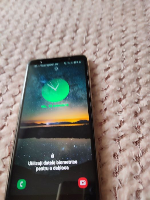 Vând telefonul a7 2018