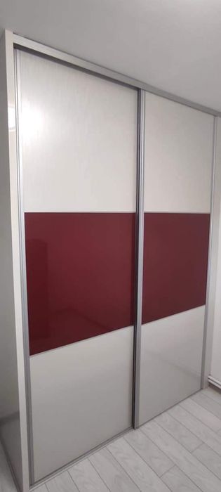 Mobilier la comandă