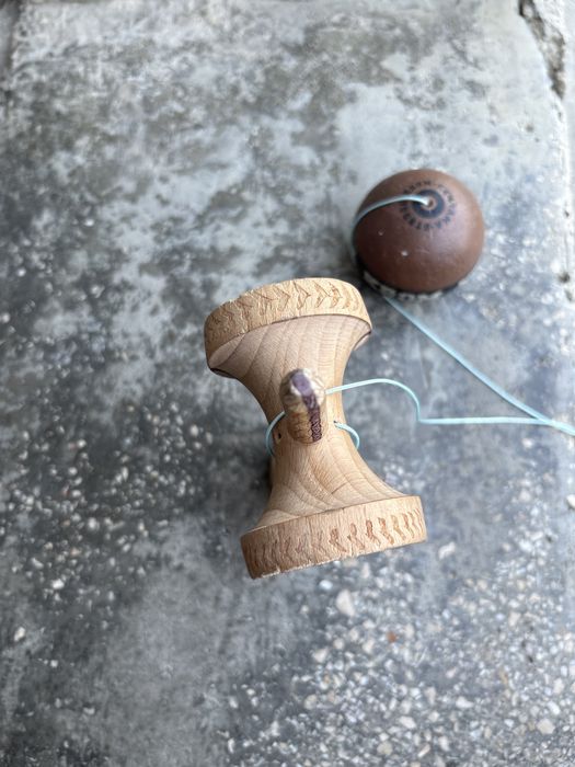 Kendama sweets brkoen shape