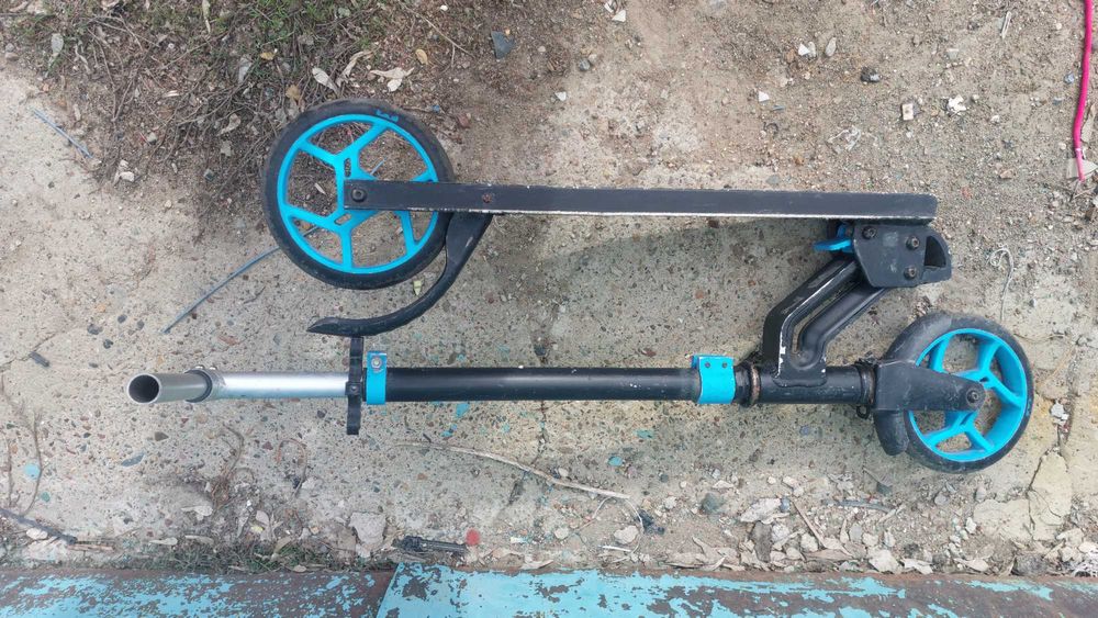 Самокат спортивный в хорошем состоянии