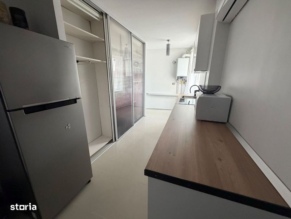 Studio Centru, etaj 3, modern