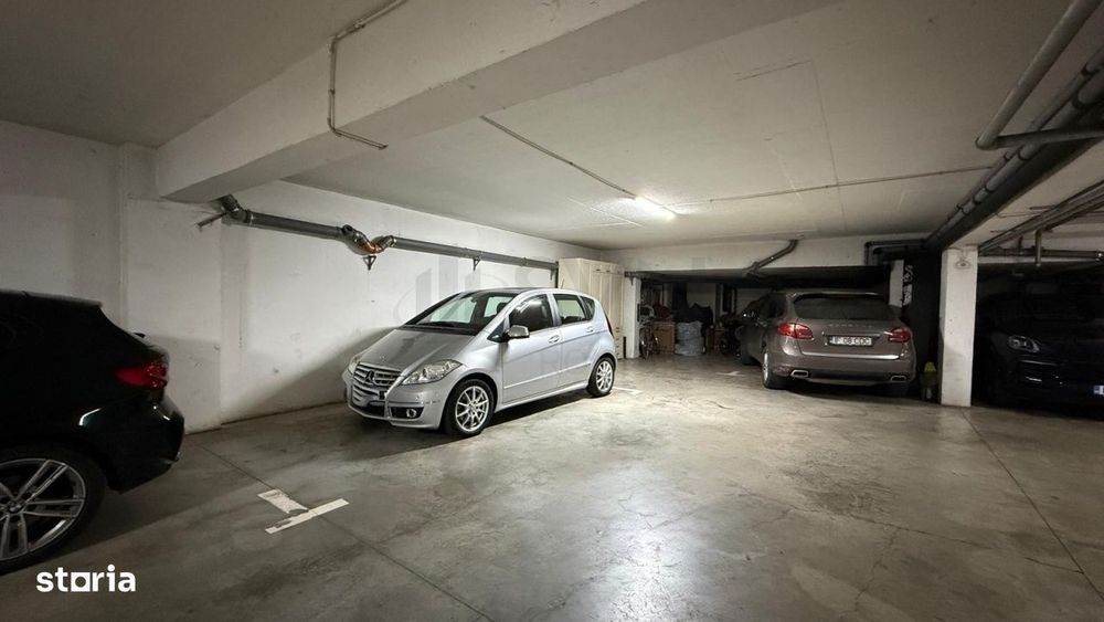 Apartament superb cu terasa si piscina Iancu Nicolae