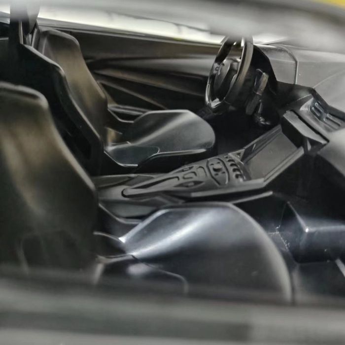 Радиоуправляемая машинка Lamborghini Centenario в масштабе 1:12