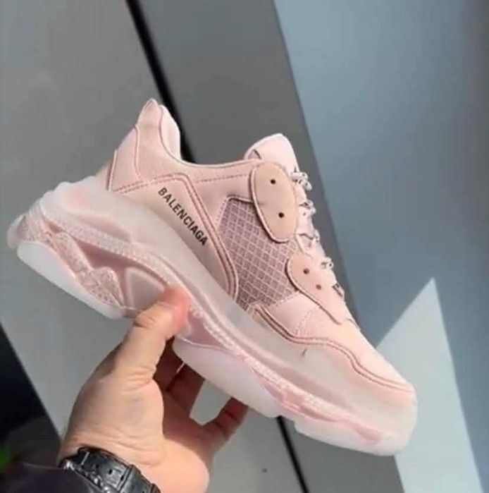 Дамски маратонки различни модели