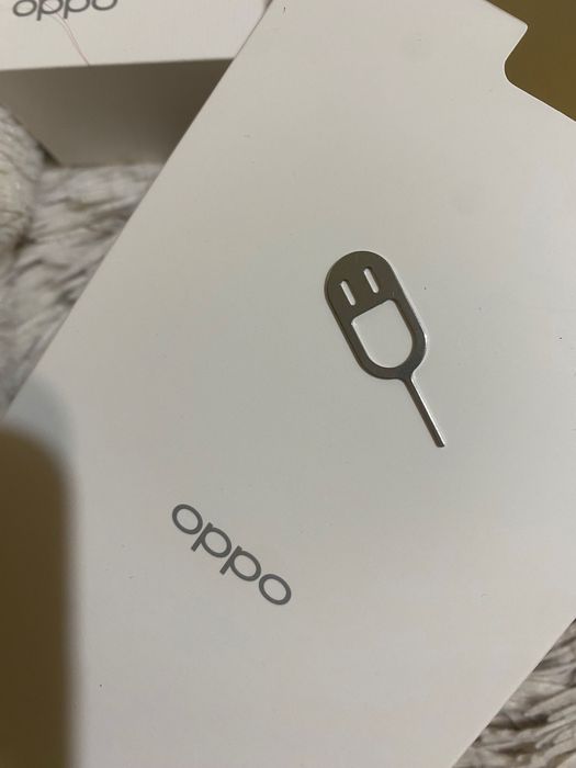 Телефон OPPO 5G 5A