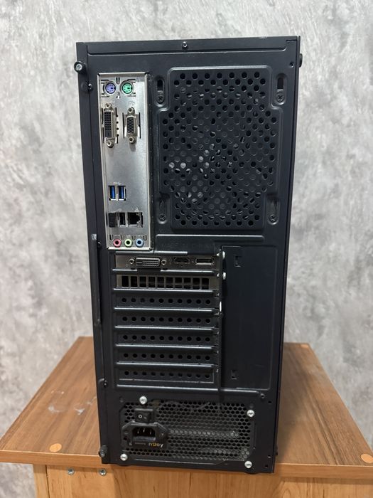 PC Gaming - 1000 lei - pret FIX!