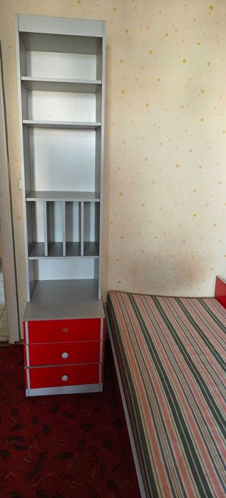 Подарявам мебели за спалня и детска стая