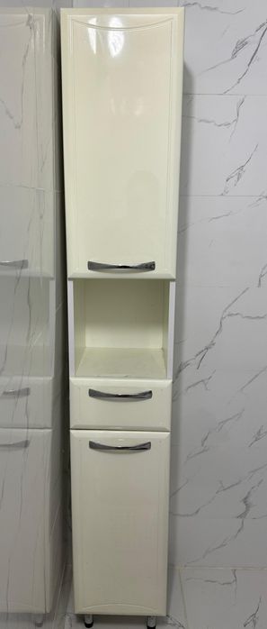 Продается шкаф для ванны