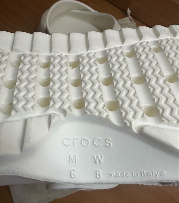 Продаются новые женские Crocs