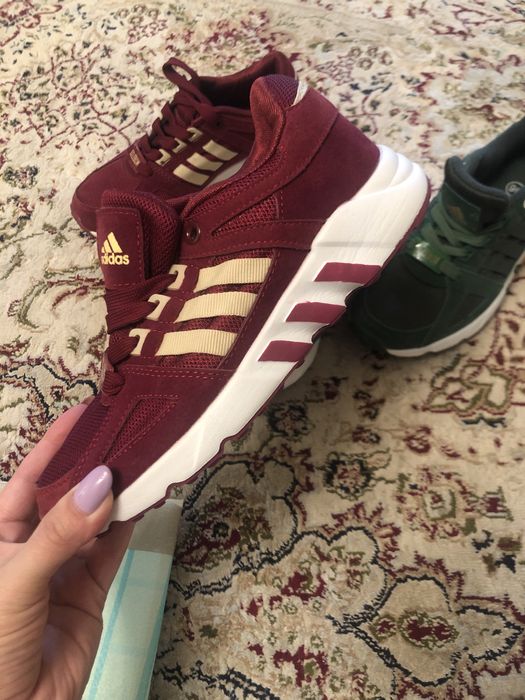 Кроссовки 34-35