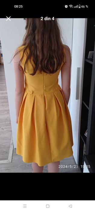 Rochiță pentru fetița de 10 ani