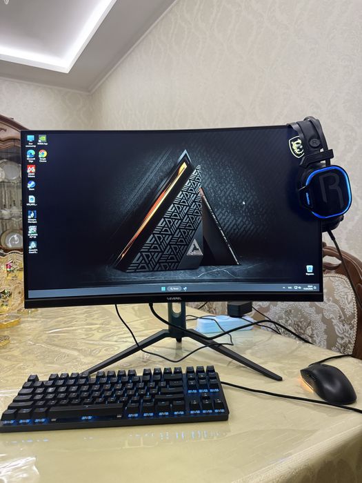 Игровой компьютер почти новый RTX5060 топ за эти деньги!