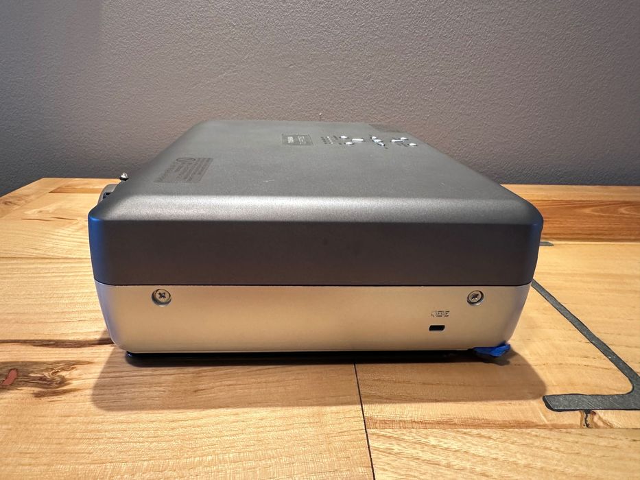 Проектор Toshiba TLP-T50