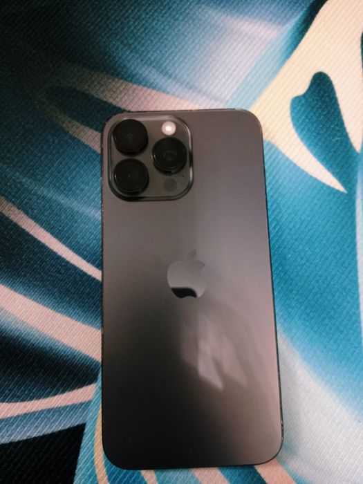 Продается Айфон 15 про макс